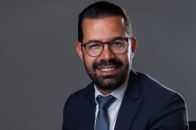 Donne Pisco, advogado especializado em direito do trabalho e empresarial, acredita que o mercado do futuro será marcado por modelos contratuais plurais Donne Pisco, advogado especializado em direito do trabalho e empresarial, acredita que o mercado do futuro será marcado por modelos contratuais plurais