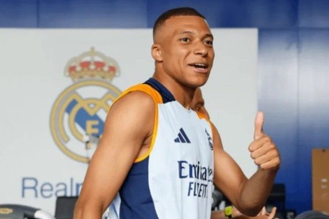Canal brasileiro se encontra com Mbappé para apresentação da nova chuteira - (crédito: Foto: Divulgação) Canal brasileiro se encontra com Mbappé para apresentação da nova chuteira - (crédito: Foto: Divulgação)