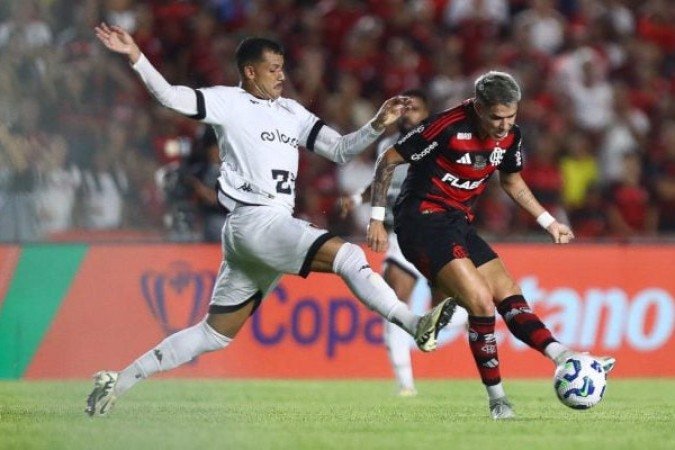 BOTAFOGO-PB - A equipe de Antônio Carlos Zago se defendeu adotou uma estratégia bem definida e se defendeu até onde conseguiu. Quase conseguiu levar uma placar excelente para o jogo da volta. Agora, precisa vencer no Maracanã. NOTA 6.0 - Foto: Gilvan de Souza/Flamengo