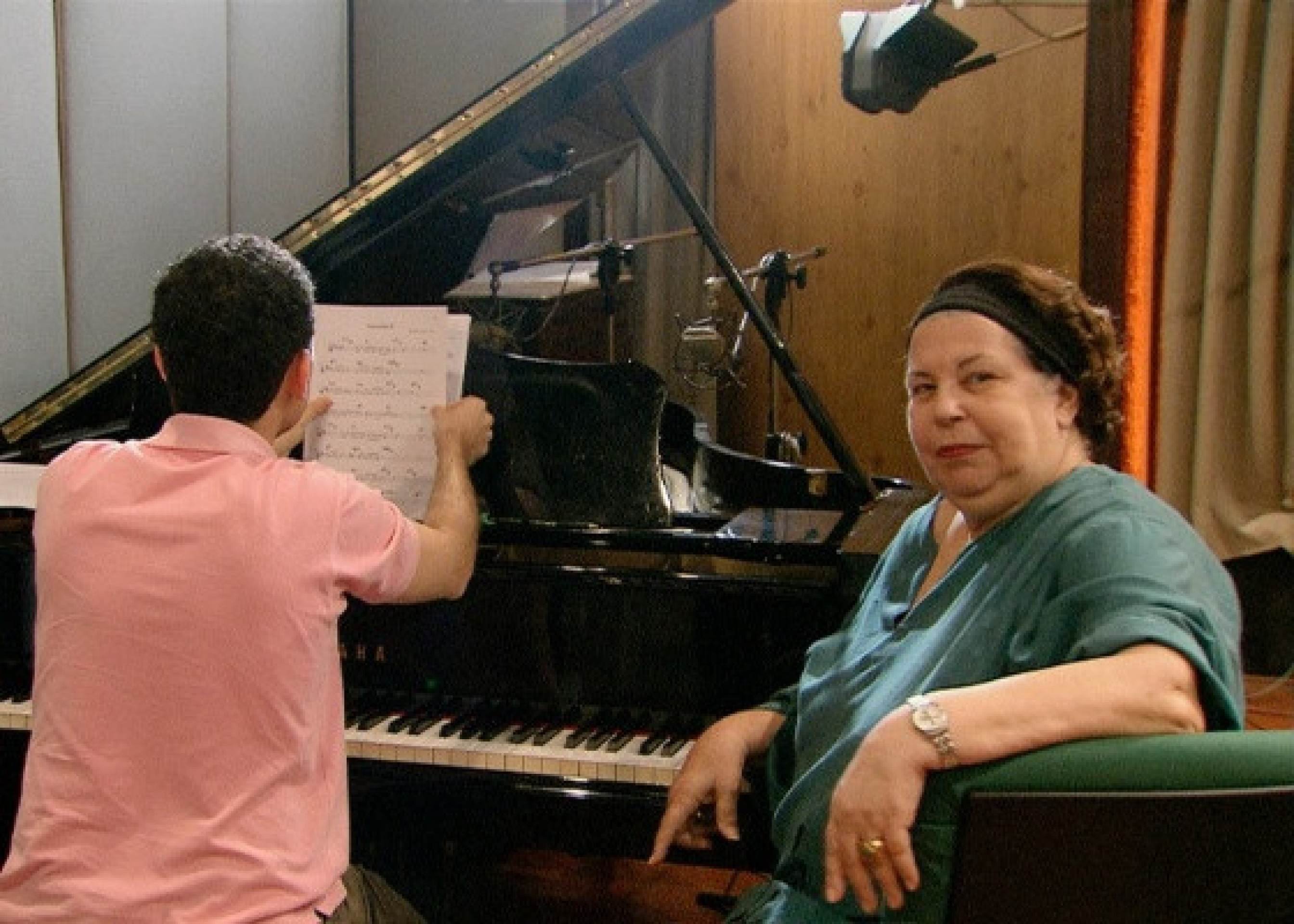  CrÃ©dito: Imovision/DivulgaÃ§Ã£o. DocumentÃ¡rio Nana Caymmi, Rio Sonata.       Caption 