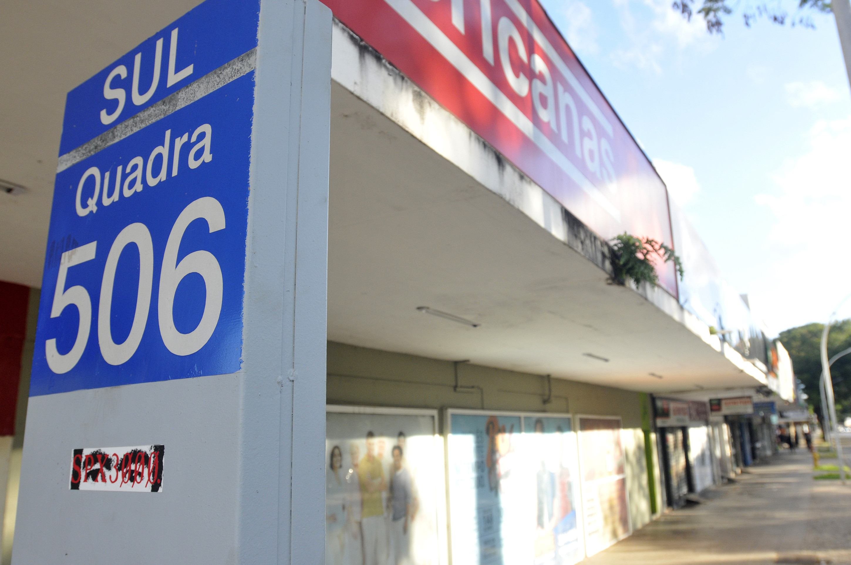 Onda de furtos assusta comerciantes da W3 Sul