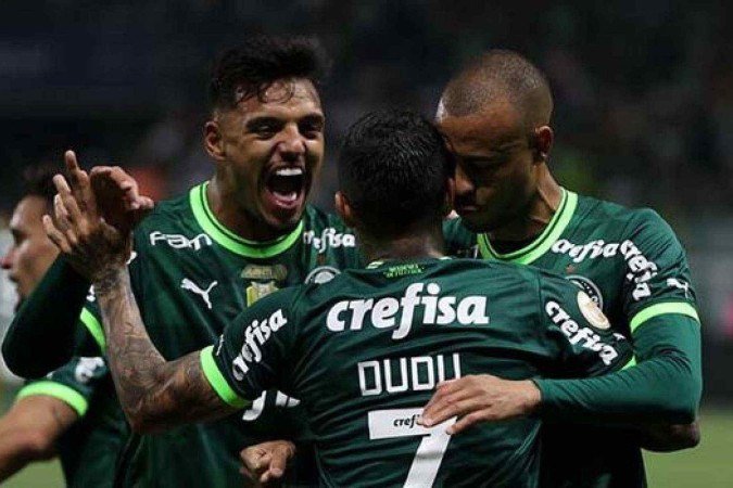  O jogador Dudu, da SE Palmeiras, comemora seu gol contra a equipe do CR Flamengo, durante partida v..lida pela d..ciima quarta rodada, do Campeonato Brasileiro, S..rie A, na arena Allianz Parque. (Foto: Cesar Greco/Palmeiras/by Canon)
     -  (crédito:  CESAR GRECO)