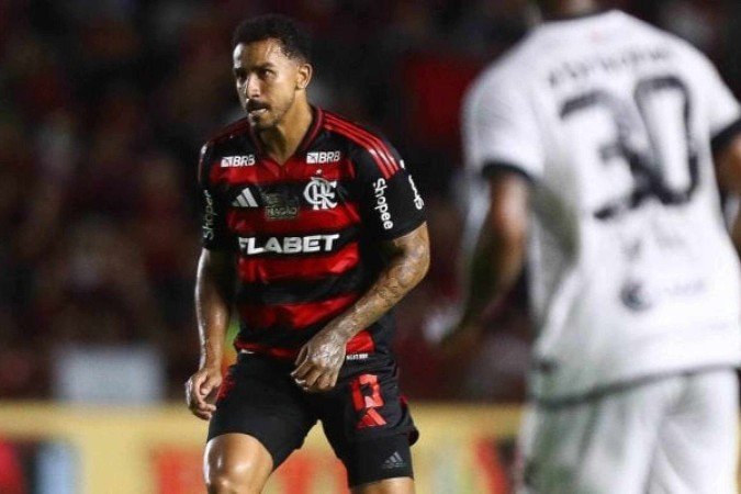 Danilo em ação com a camisa do Flamengo na vitória sobre o Botafogo-PB - (crédito: Foto: Gilvan de Souza/Flamengo) Danilo em ação com a camisa do Flamengo na vitória sobre o Botafogo-PB - (crédito: Foto: Gilvan de Souza/Flamengo)