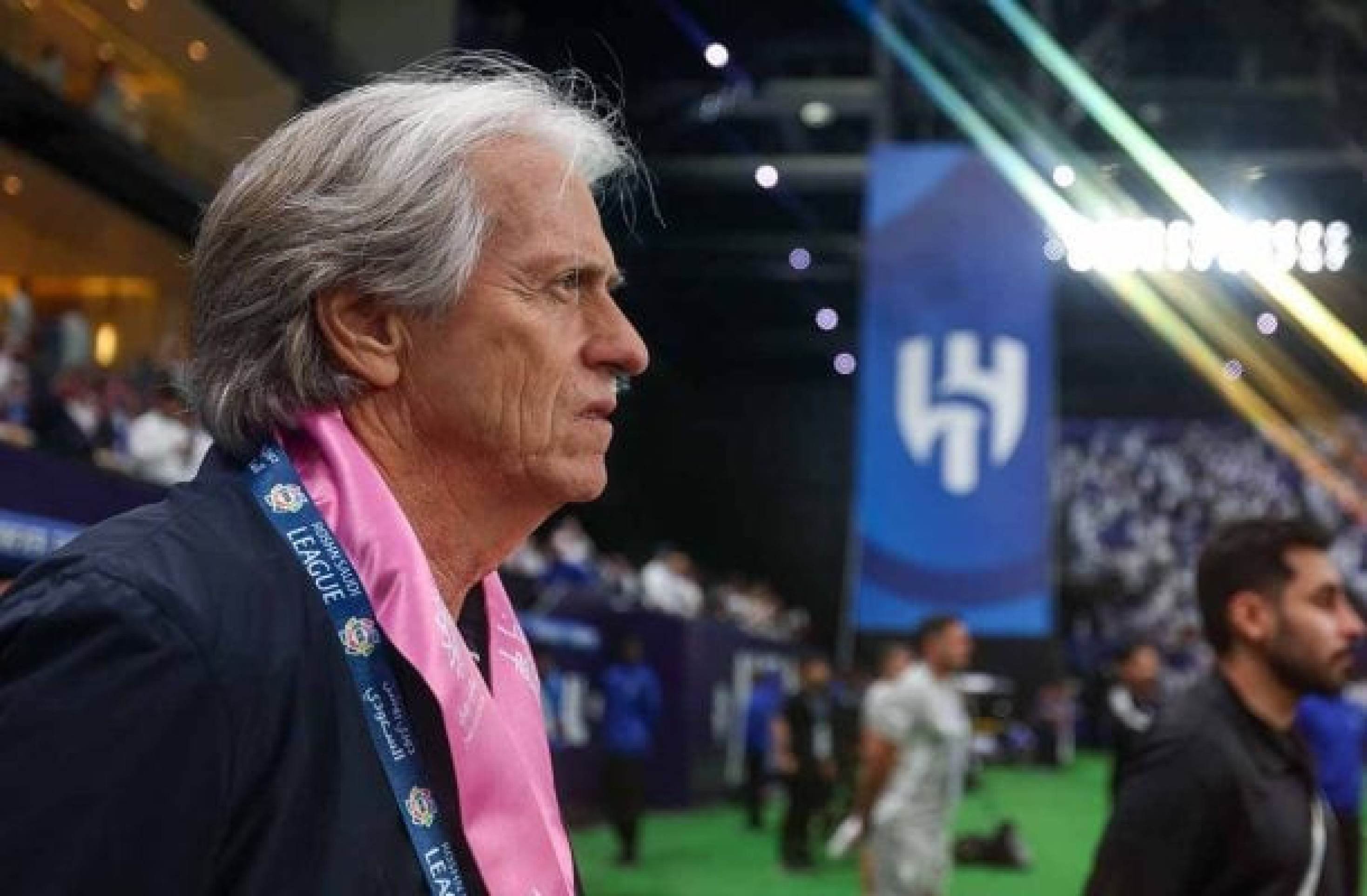 Al-Hilal oficializa demissão de Jorge Jesus, alvo da Seleção