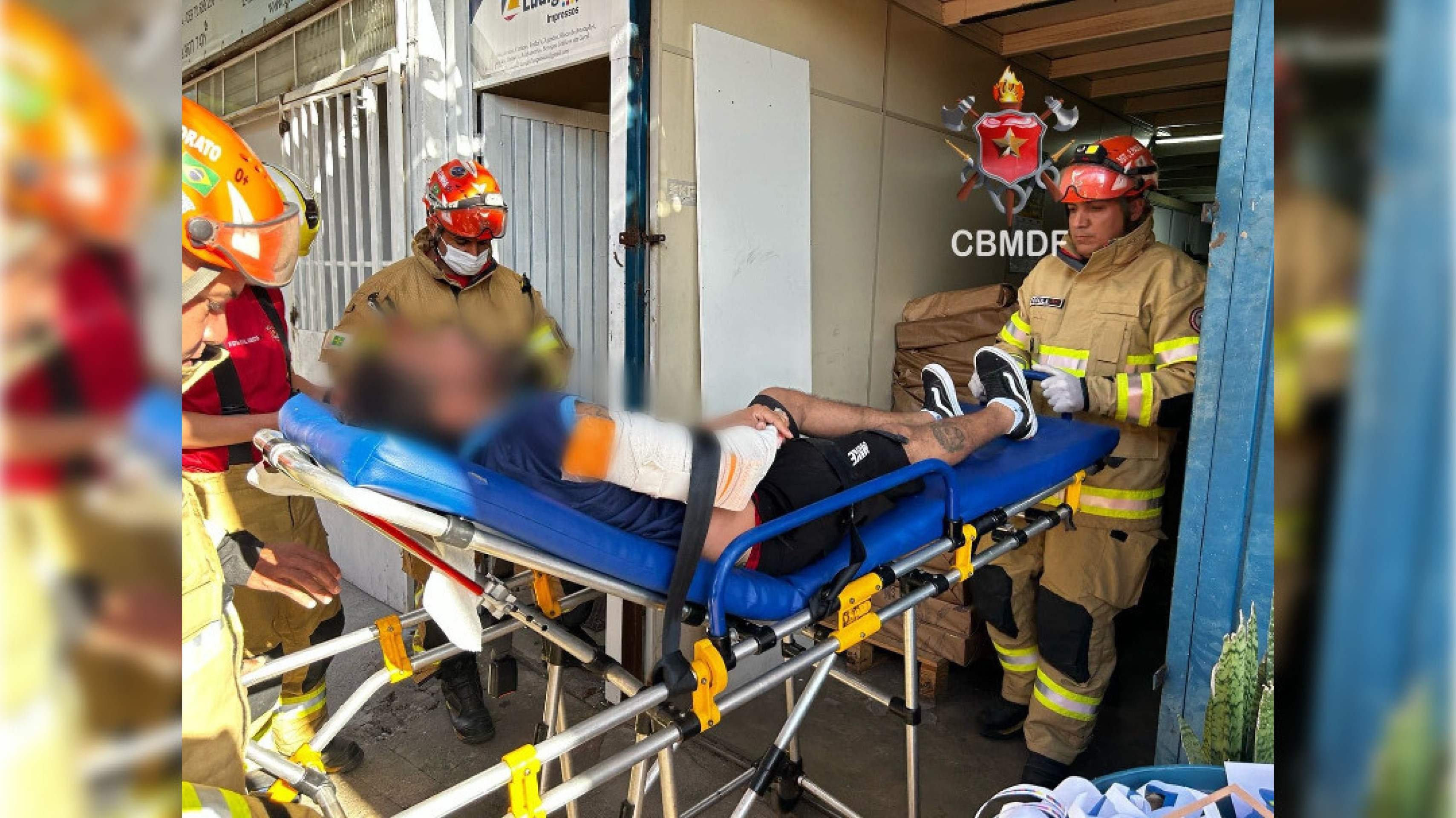Homem fica ferido ao prender braço em máquina de corte no Sudoeste Homem fica ferido ao prender braço em máquina de corte no Sudoeste