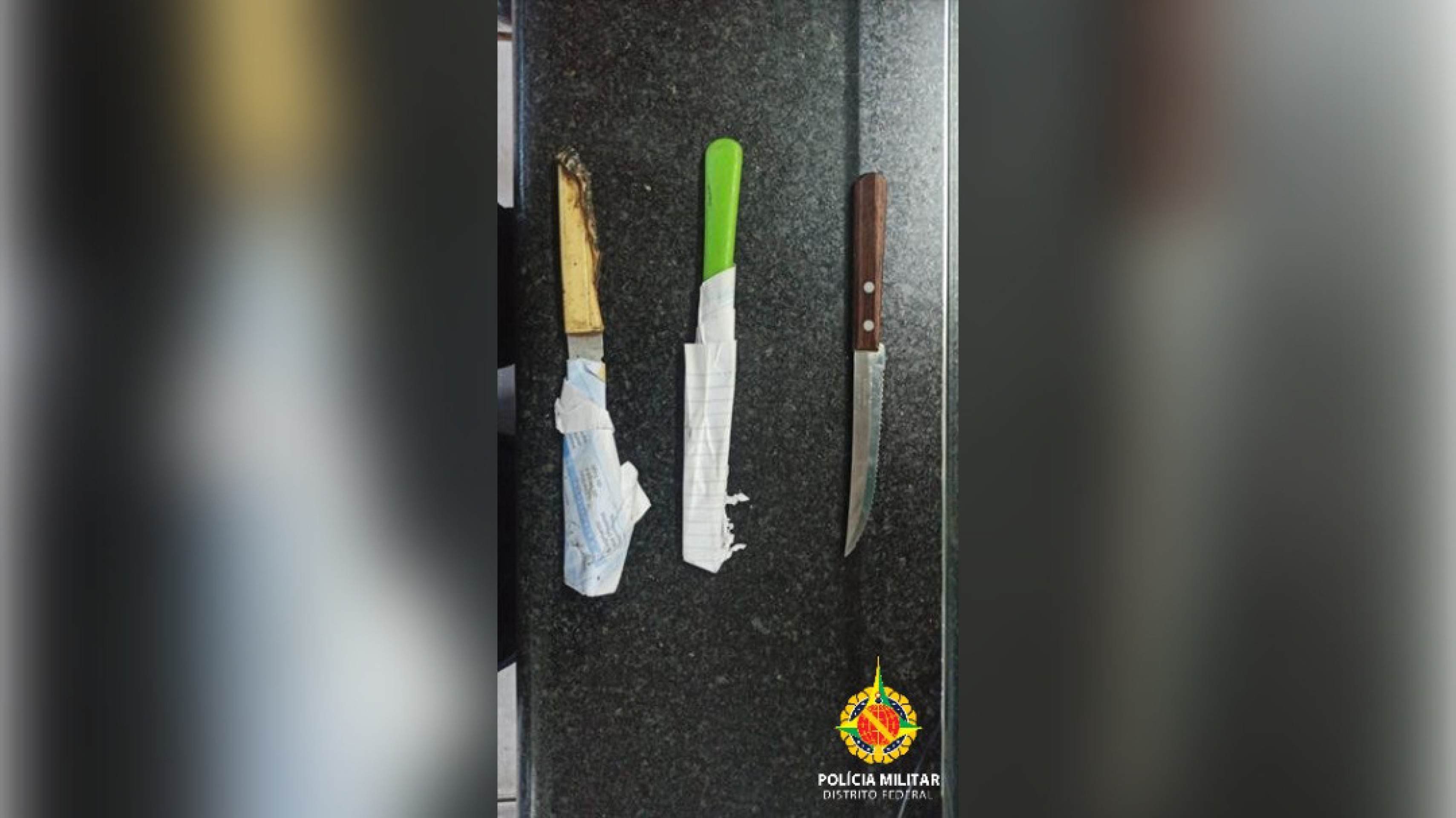 Homem é preso após fazer esposa e filha reféns com faca em Taguatinga Homem é preso após fazer esposa e filha reféns com faca em Taguatinga