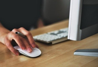Nessa modalidade, os profissionais recebiam 100% do salário trabalhando 80% do tempo, comprometendo-se a manter 100% de produtividade, em um modelo conhecido como 100-80-100. -  (crédito: Vojtech Okenka pexels)