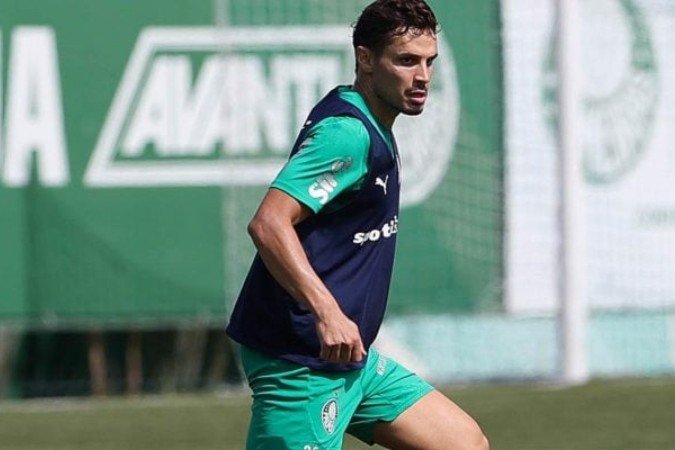 Raphael Veiga pode ser titular após se recuperar de lesão - (crédito: Cesar Greco/Palmeiras/by Canon) Raphael Veiga pode ser titular após se recuperar de lesão - (crédito: Cesar Greco/Palmeiras/by Canon)