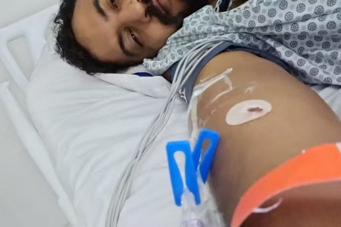 Victor Silva estava internado em UTI de hospital paulistano, mas deixou a unidade e viajou para o Rio de Janeiro por causa do show de Lady Gaga - (crédito: reprodução/rede social) Victor Silva estava internado em UTI de hospital paulistano, mas deixou a unidade e viajou para o Rio de Janeiro por causa do show de Lady Gaga - (crédito: reprodução/rede social)