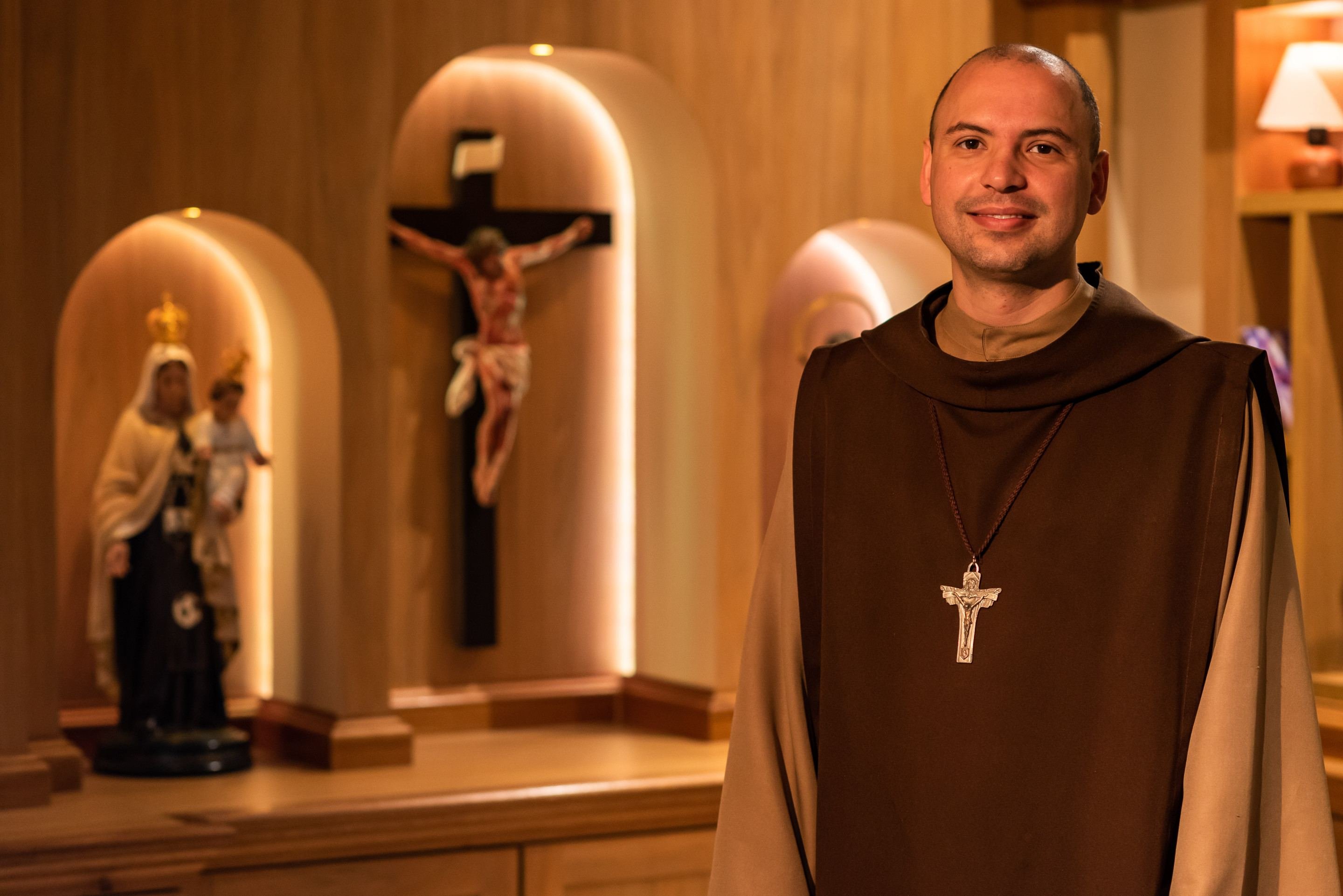 Frei Gilson. O sacerdote está previsto na programação de domingo