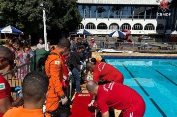 Quando a equipe de socorro chegou ao local do afogamento, encontrou o homem inconsciente, já fora da piscina -  (crédito: Divulgação/CBMDF)