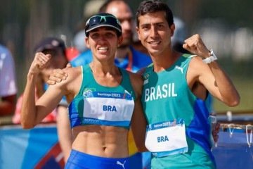 Viviane Lyra (E) e Caio Bonfim, bronze e prata nos 20km na marcha atlética, em Varsóvia, na Polônia - (crédito: Wagner Carmo/CBAt)) Viviane Lyra (E) e Caio Bonfim, bronze e prata nos 20km na marcha atlética, em Varsóvia, na Polônia - (crédito: Wagner Carmo/CBAt))