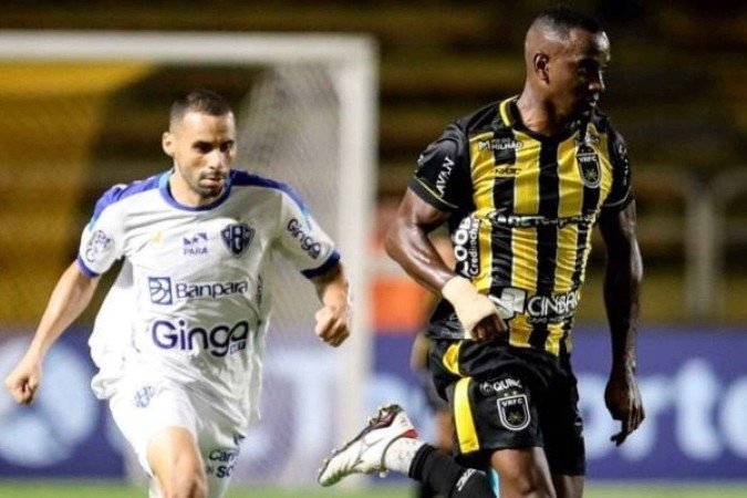 Voltaço e Papão mediram forças na noite deste sábado (3), no Raulino de Oliveira - (crédito: Foto: Divulgação/VRFC) Voltaço e Papão mediram forças na noite deste sábado (3), no Raulino de Oliveira - (crédito: Foto: Divulgação/VRFC)