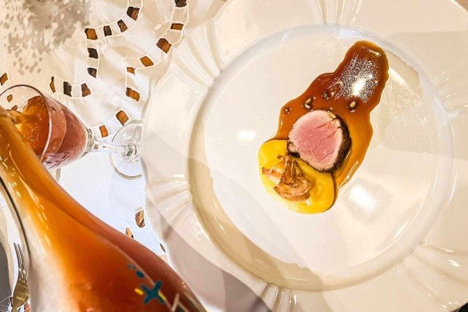 Menu degustação do Bar Dona Onça é uma ode gastronômica e estandarte do Brasil - (crédito: Uai Turismo) Menu degustação do Bar Dona Onça é uma ode gastronômica e estandarte do Brasil - (crédito: Uai Turismo)