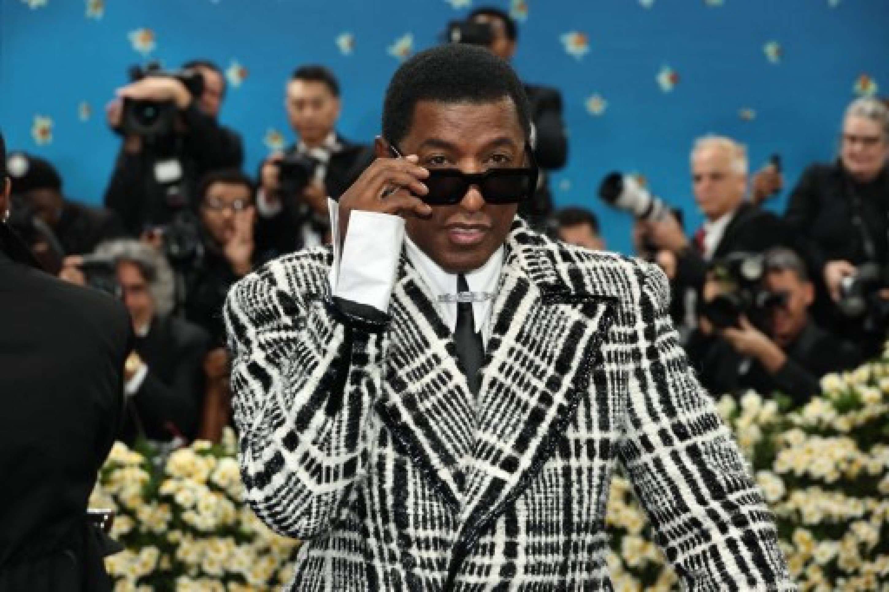  O cantor, compositor e produtor cinematográfico Babyface foi ao Met Gala 2025