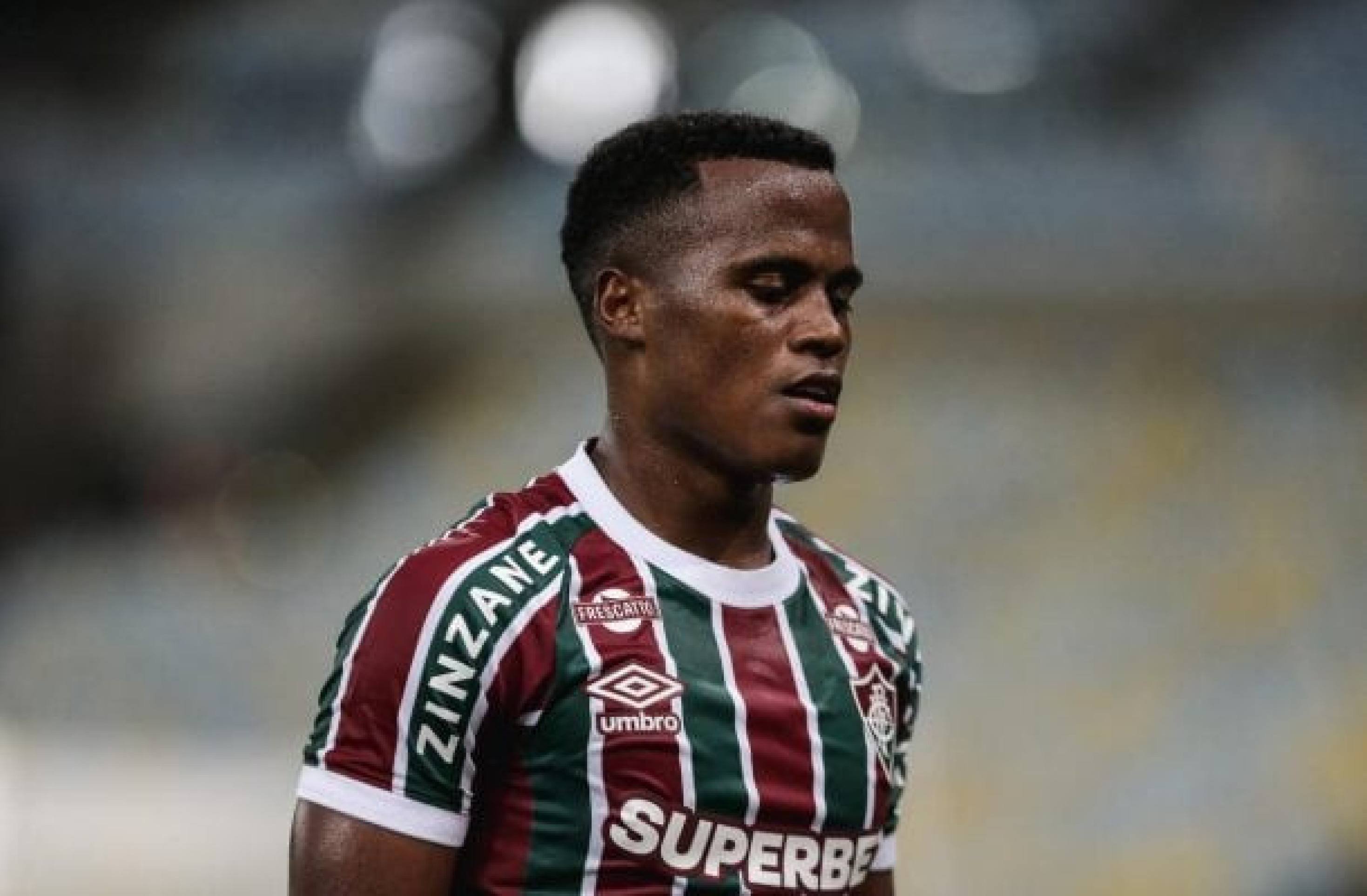 Arias supera marca de Thiago Neves no Fluminense Arias supera marca de Thiago Neves no Fluminense