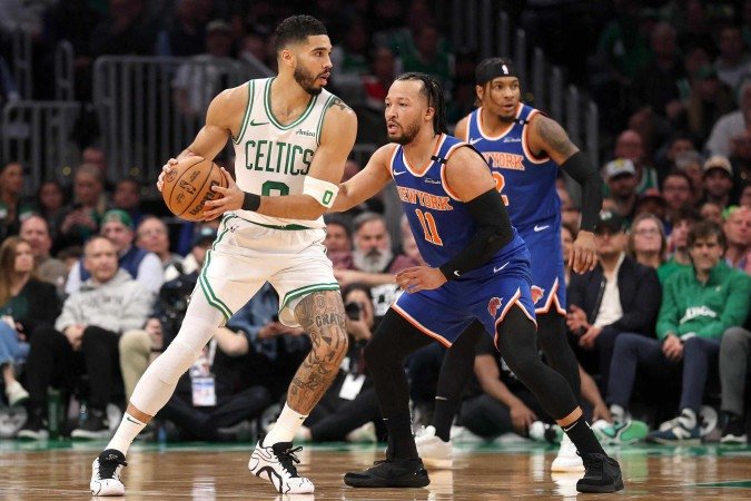 Jayson Tatum, do Celtics, e Jalen Brunson, do Knicks, são algumas das estrelas em ação nas semifinais de conferência da NBA - (crédito: Getty Images via AFP) Jayson Tatum, do Celtics, e Jalen Brunson, do Knicks, são algumas das estrelas em ação nas semifinais de conferência da NBA - (crédito: Getty Images via AFP)