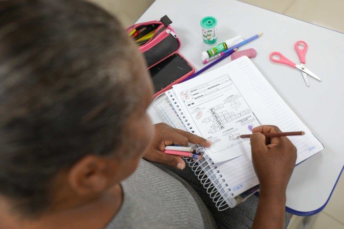 O Inaf registrou que a população Preta teve 26% de analfabetos funcionais em 2024 e 31% de alfabetismo consolidado - (crédito: Geovana Albuquerque/Agência Brasília) O Inaf registrou que a população Preta teve 26% de analfabetos funcionais em 2024 e 31% de alfabetismo consolidado - (crédito: Geovana Albuquerque/Agência Brasília)