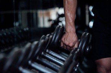 Alimentos que ajudam a fortalecer os músculos de forma saudável