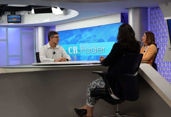  Bruna Gaston CB/DA Press