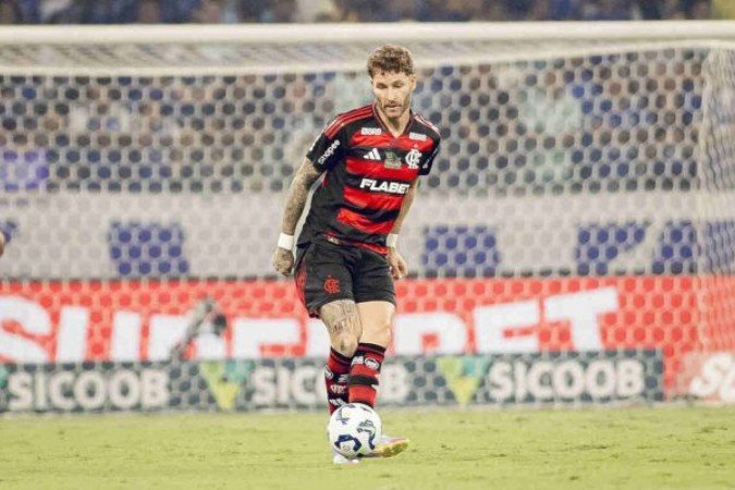 Léo Pereira em campo pelo Flamengo diante do Cruzeiro, pelo Brasileirão - (crédito: Foto: Adriano Fontes/Flamengo) Léo Pereira em campo pelo Flamengo diante do Cruzeiro, pelo Brasileirão - (crédito: Foto: Adriano Fontes/Flamengo)