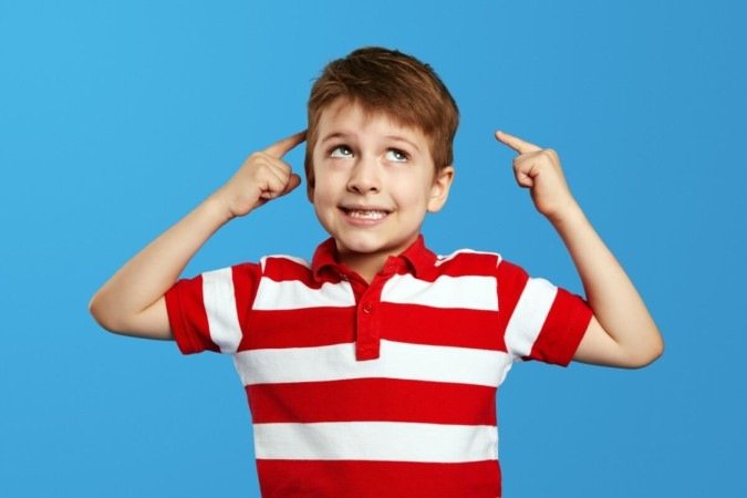 Crianças com dupla excepcionalidade muitas vezes se sentem inadequadas, mesmo sendo altamente inteligentes (Imagem: Davidovici | Shutterstock) - (crédito: EdiCase) Crianças com dupla excepcionalidade muitas vezes se sentem inadequadas, mesmo sendo altamente inteligentes (Imagem: Davidovici | Shutterstock) - (crédito: EdiCase)
