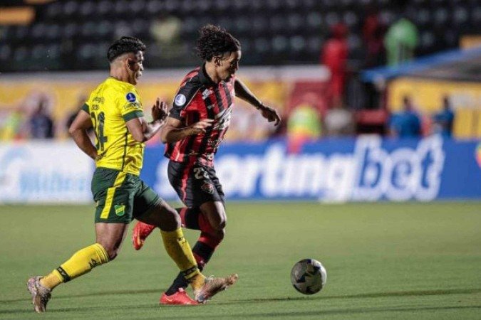 Duelo aconteceu na cidade de Salvador -  (crédito: Foto: Divulgação/Conmebol)