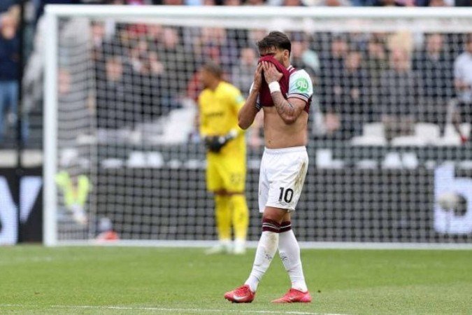 Lucas Paquetá chora ao receber cartão amarelo - (crédito: Ryan Pierse/Getty Images) Lucas Paquetá chora ao receber cartão amarelo - (crédito: Ryan Pierse/Getty Images)