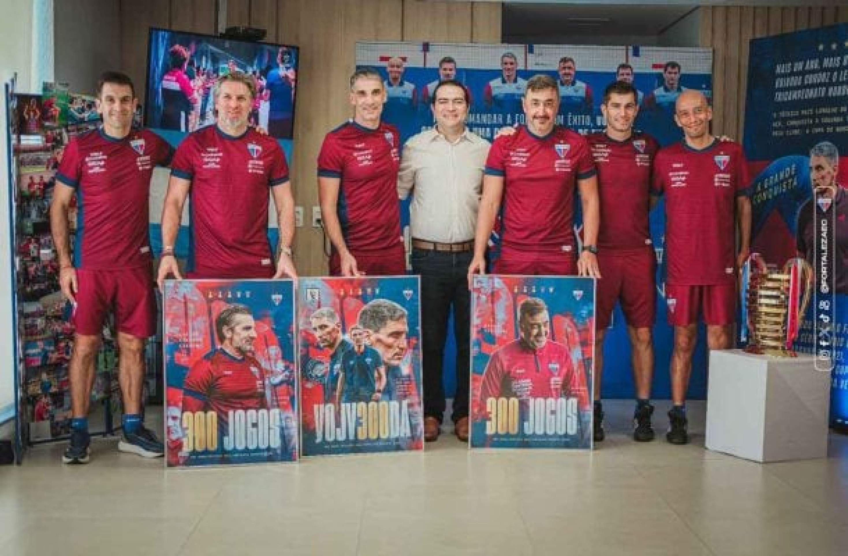Vojvoda 300 jogos: Fortaleza faz homenagem ao técnico com exposição especial no Pici Vojvoda 300 jogos: Fortaleza faz homenagem ao técnico com exposição especial no Pici