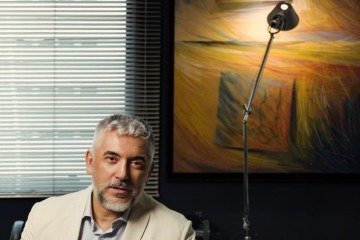   Gustavo Justino de Oliveira, advogado, professor de Direito Administrativo da USP e coautor do livro Defesa da Democracia no Brasil do Século XXI - Aspectos Controversos e Contemporâneos sobre Democracia Defensiva -  (crédito: Divulgação)