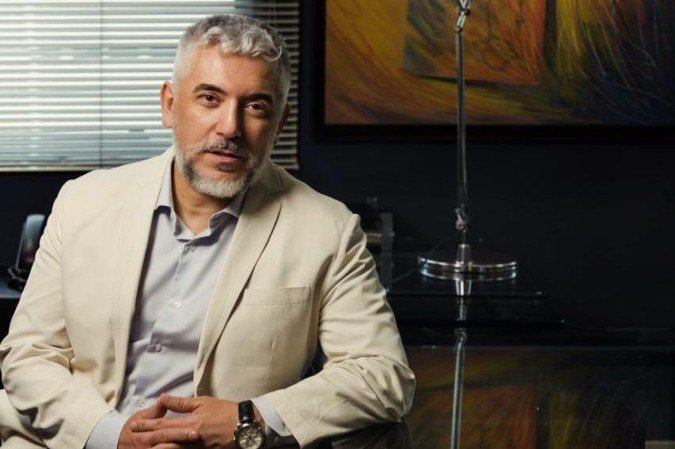 Gustavo Justino de Oliveira, advogado, professor de Direito Administrativo da USP e coautor do livro Defesa da Democracia no Brasil do Século XXI - Aspectos Controversos e Contemporâneos sobre Democracia Defensiva - (crédito: Divulgação) Gustavo Justino de Oliveira, advogado, professor de Direito Administrativo da USP e coautor do livro Defesa da Democracia no Brasil do Século XXI - Aspectos Controversos e Contemporâneos sobre Democracia Defensiva - (crédito: Divulgação)