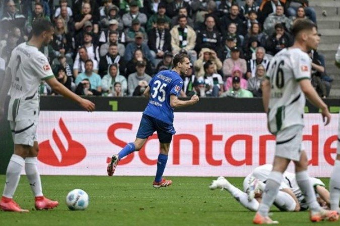 Arthur Chaves marcou o seu primeiro gol na Bundesliga - (crédito: Divulgação/Hoffenheim) Arthur Chaves marcou o seu primeiro gol na Bundesliga - (crédito: Divulgação/Hoffenheim)