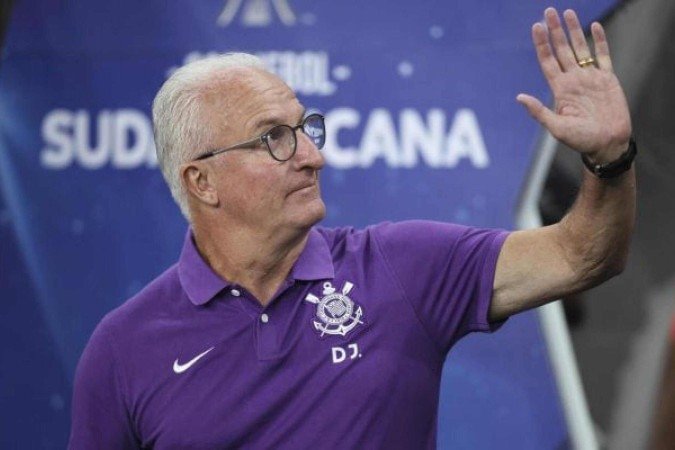 Dorival teve seu primeiro tropeço no comando do Corinthians - (crédito: Foto: Alexandre Schneider/Getty Images) Dorival teve seu primeiro tropeço no comando do Corinthians - (crédito: Foto: Alexandre Schneider/Getty Images)