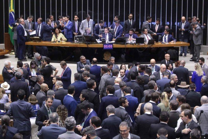 Cada deputado federal custa em média R$ 3,6 milhões por ano, segundo o Demonstrativo de Despesas da Câmara. - (crédito: Bruno Spada/Câmara dos Deputados) Cada deputado federal custa em média R$ 3,6 milhões por ano, segundo o Demonstrativo de Despesas da Câmara. - (crédito: Bruno Spada/Câmara dos Deputados)