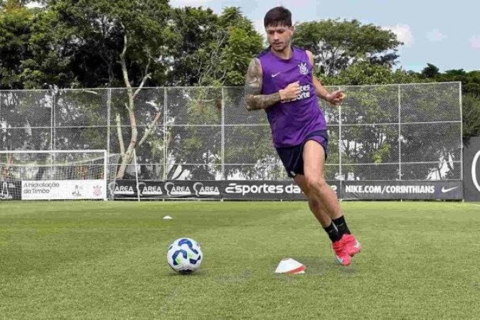 Garro realizou trabalho à parte nesta quarta-feira - (crédito: Foto: Olavo Guerra/Agência Corinthians) Garro realizou trabalho à parte nesta quarta-feira - (crédito: Foto: Olavo Guerra/Agência Corinthians)
