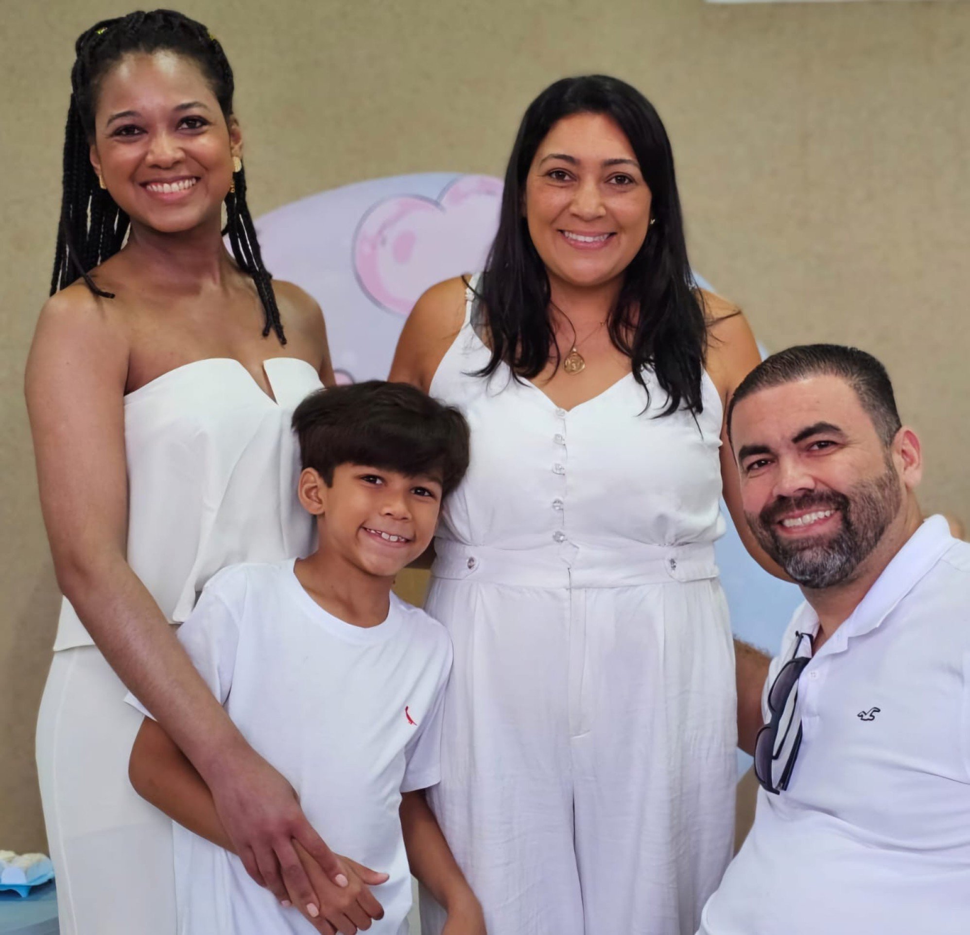  Nayara, Suzane, Paulo e Henrique no chá revelação