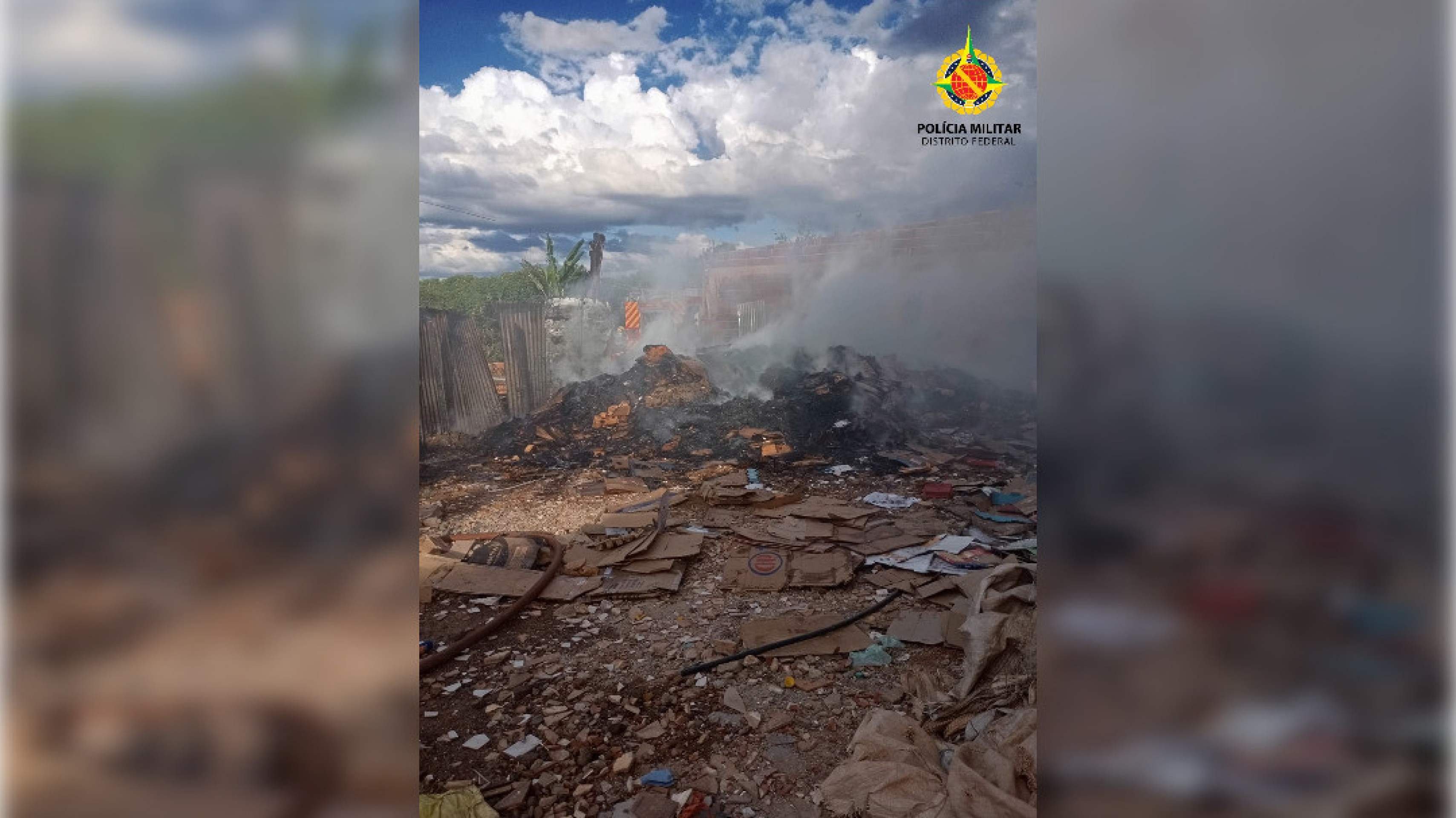 Vídeo: mulher é presa por suspeita de incendiar casa e agredir crianças Vídeo: mulher é presa por suspeita de incendiar casa e agredir crianças