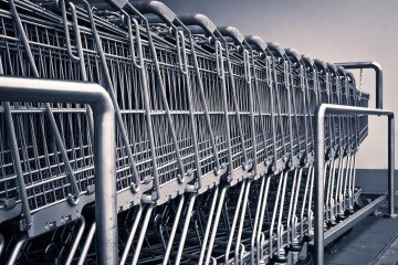 Supermercado em Belo Horizonte foi condenado a pagar indenização por danos morais, no valor de R$ 15 mil, a uma empregada que foi vítima de falas preconceituosas de uma colega de trabalho -  (crédito: PIXABAY)