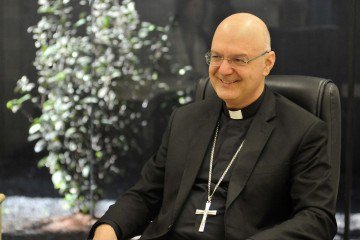 O bispo auxiliar de Bras&iacute;lia, Dom Denilson, ressalta que o pont&iacute;fice, Le&atilde;o XIV, &eacute; uma das pessoas mais preparadas para guiar a Igreja  -  (crédito: Minervino Júnior/CB/D.A.Press)