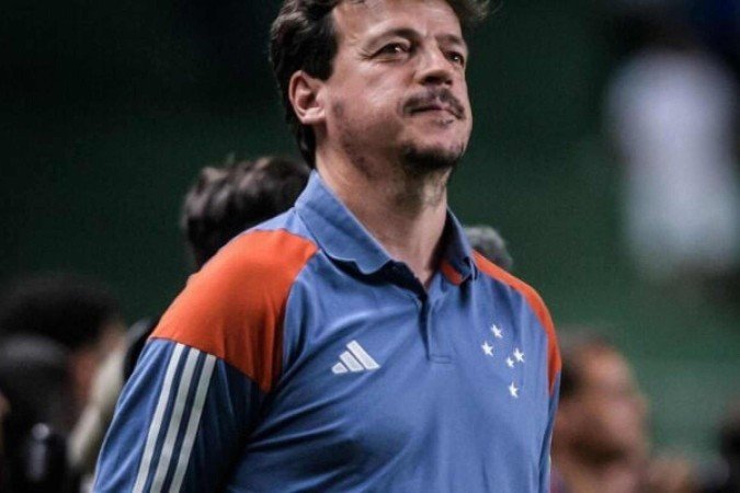 Fernando Diniz acerta com o Vasco; anúncio deve ser ainda nesta quinta (8) - (crédito: Foto: Gustavo Aleixo/Cruzeiro) Fernando Diniz acerta com o Vasco; anúncio deve ser ainda nesta quinta (8) - (crédito: Foto: Gustavo Aleixo/Cruzeiro)