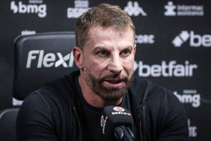 Pedrinho não consegue dar jeito em crise aparentemente sem fim no Vasco - (crédito: Foto: Matheus Lima/Vasco) Pedrinho não consegue dar jeito em crise aparentemente sem fim no Vasco - (crédito: Foto: Matheus Lima/Vasco)