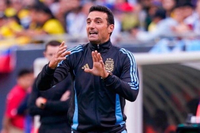 Foram quatro taças levantadas entre Finalíssima, Copa América e Copa do Mundo - (crédito: Foto: Divulgação/Seleção Argentina) Foram quatro taças levantadas entre Finalíssima, Copa América e Copa do Mundo - (crédito: Foto: Divulgação/Seleção Argentina)