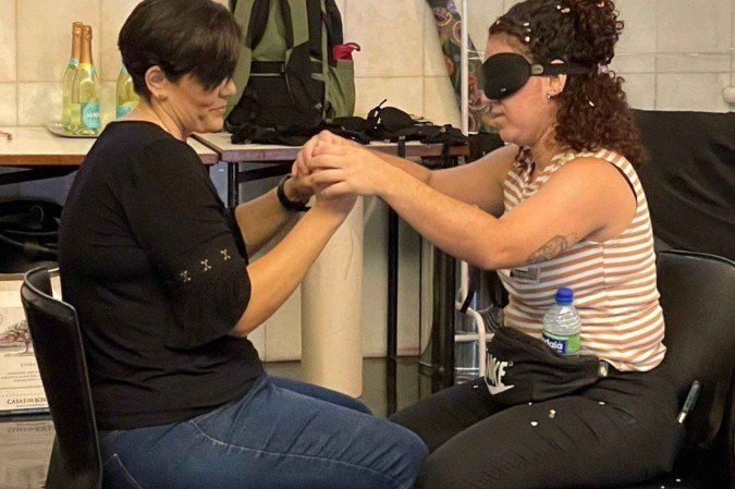 Espetáculo do Teatro dos Sentidos: experiência com o público - (crédito: Ascom/Teatro dos Sentidos) Espetáculo do Teatro dos Sentidos: experiência com o público - (crédito: Ascom/Teatro dos Sentidos)