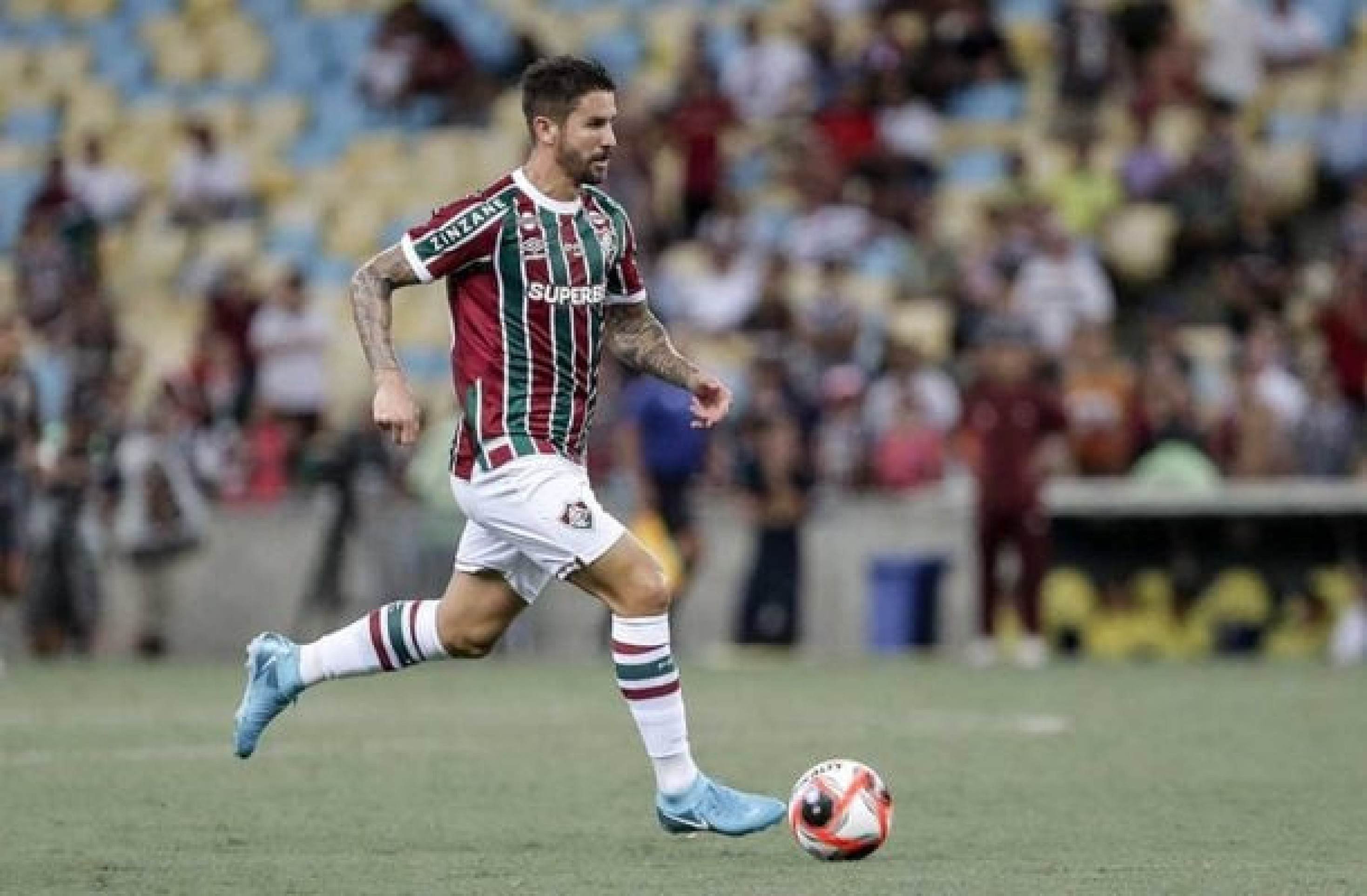 Depois de anos felizes, função de ‘9’ do Fluminense causa insegurança