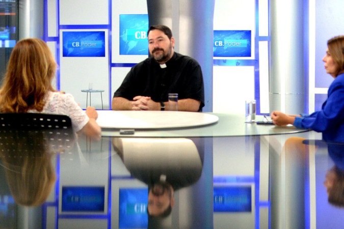 Padre Santiago Perez, da Paróquia Nossa Senhora da Assunção - (crédito: Ed Alves CB/DA Press) Padre Santiago Perez, da Paróquia Nossa Senhora da Assunção - (crédito: Ed Alves CB/DA Press)