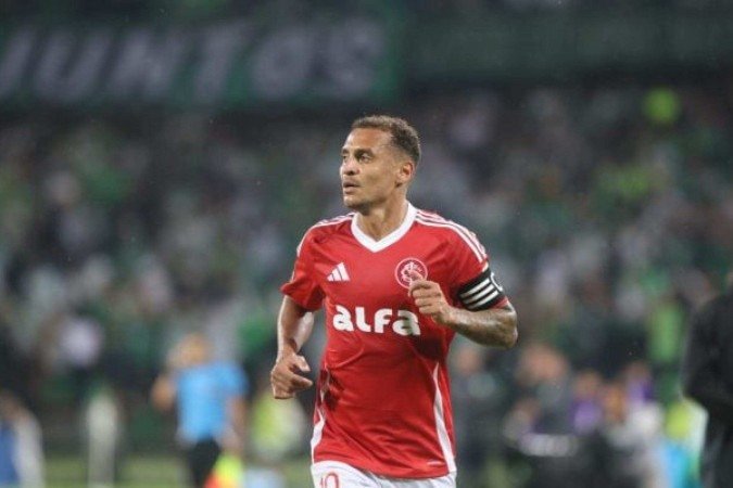 Alan Patrick fez o gol do Internacional na derrota diante do Atlético Nacional - (crédito: - Foto: Ricardo Duarte / Internacional) Alan Patrick fez o gol do Internacional na derrota diante do Atlético Nacional - (crédito: - Foto: Ricardo Duarte / Internacional)