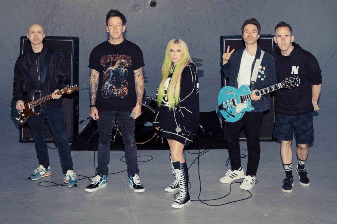Avril Lavigne e Simple Plan se junta em nove música Young & Dumb - (crédito: Skyler Barberio / Divulgação ) Avril Lavigne e Simple Plan se junta em nove música Young & Dumb - (crédito: Skyler Barberio / Divulgação )