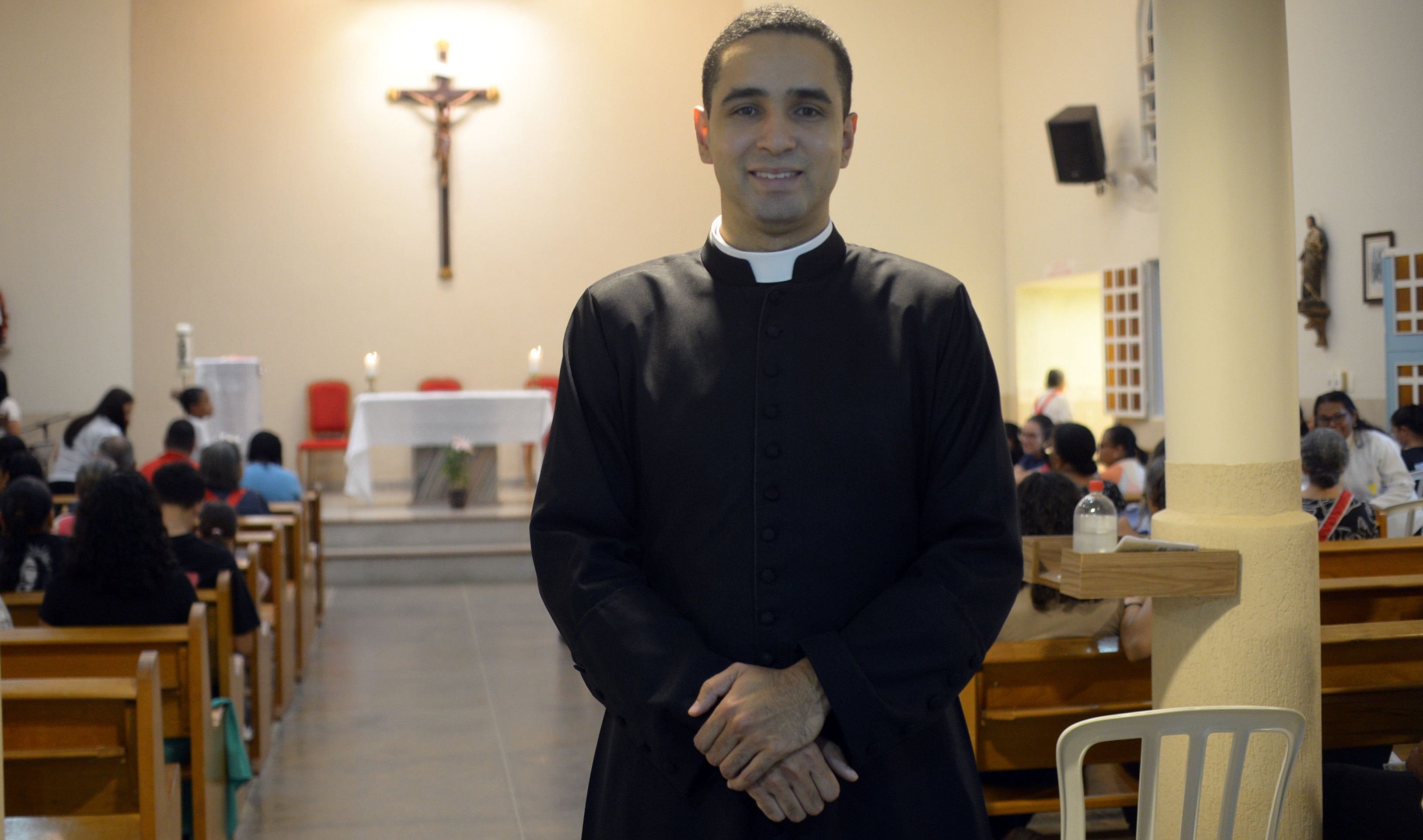 Padre Anderson: 