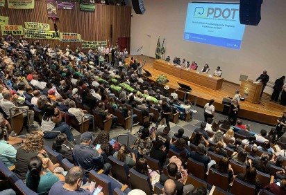 Durante o encontro no último sábado, os participantes da audiência pública tiveram acesso a salas de debate temáticas, com seis eixos entre a manhã e a tarde -  (crédito: Davi Cruz/CB/DA Press)