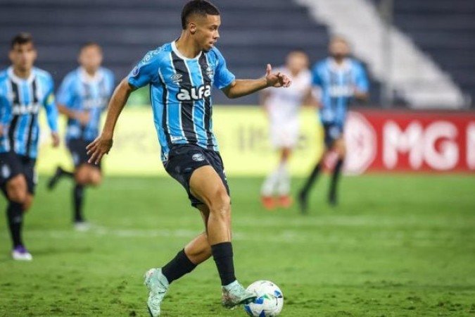 ALYSSON - Praticamente não participou do jogo no primeiro tempo e viu as poucas jogadas ofensivas se desenvolverem em seu lado oposto. Saiu aos 13 minutos da segunda etapa. NOTA: 4,5. Foto: LUCAS UEBEL/GREMIO FBPA